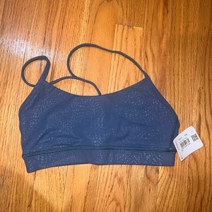 lululemon flow y bra size 4 NWT blue